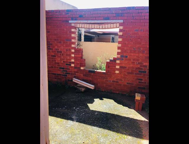 3 BEDROOM FREEHOLD FOR SALE IN KWA THEMA